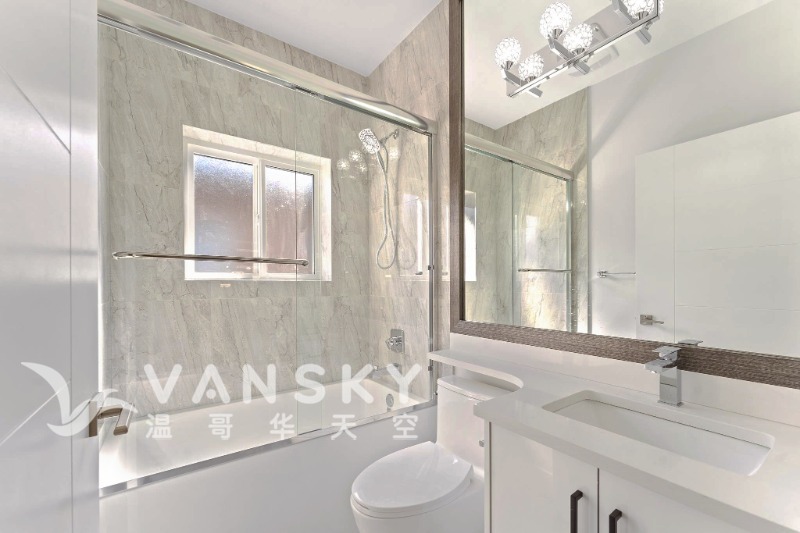 251218004050_6080 VICTORIA DRIVE  BATH ROOM SENCOND FLOOR_副本.jpg